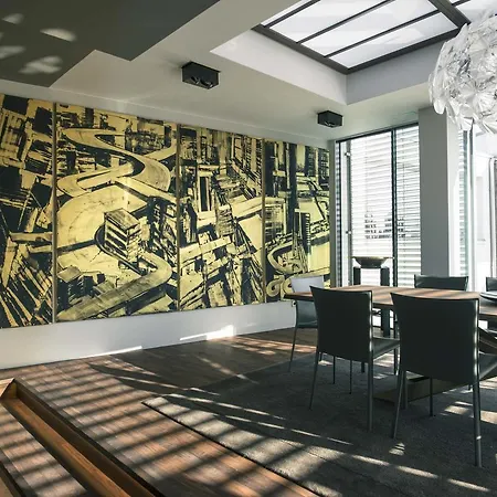 Monbijou Penthouse By Suite030